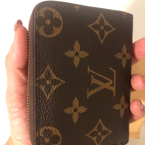 Authentic LV zippy coin purse - SOLD - Picture 5 of 8